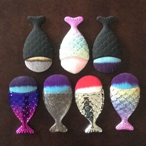 Super Soft Mermaid Tail Brushes